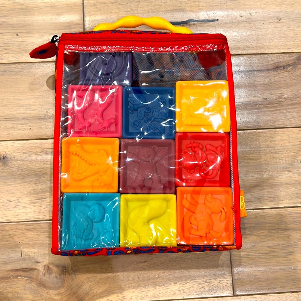 B. toys by Battat Baby Blocks – Stacking & Building Toys for Babies
